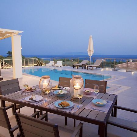 Villa Ion Pangea Villas ตราเปซากิ ภายนอก รูปภาพ