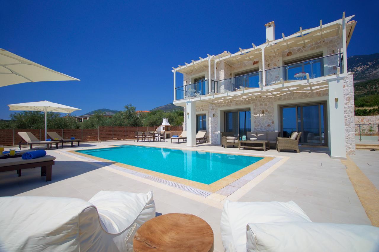 Villa Ion Pangea Villas ตราเปซากิ ภายนอก รูปภาพ