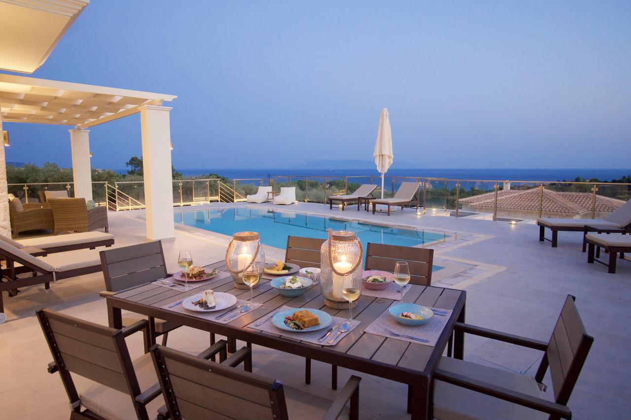 Villa Ion Pangea Villas ตราเปซากิ ภายนอก รูปภาพ